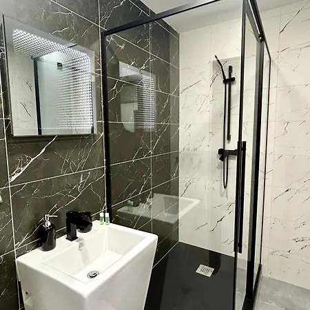 Premium Se Soukromym Parkovanim Česká Lípa