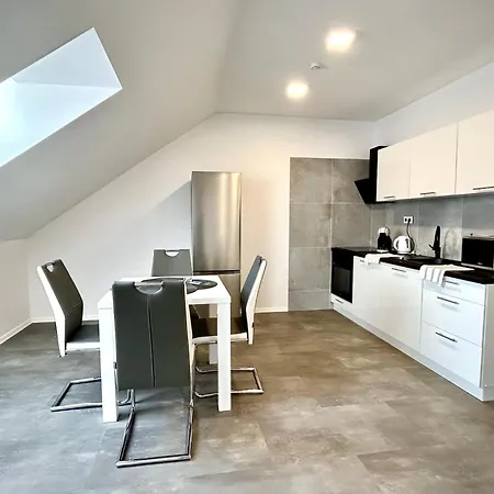 Appartement Premium Se Soukromym Parkovanim Česká Lípa