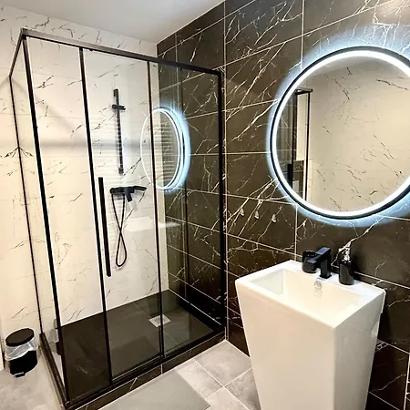 Premium Se Soukromym Parkovanim Apartment Ceska Lipa