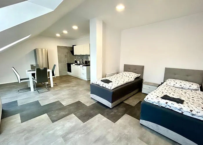 Premium Se Soukromym Parkovanim شقة *